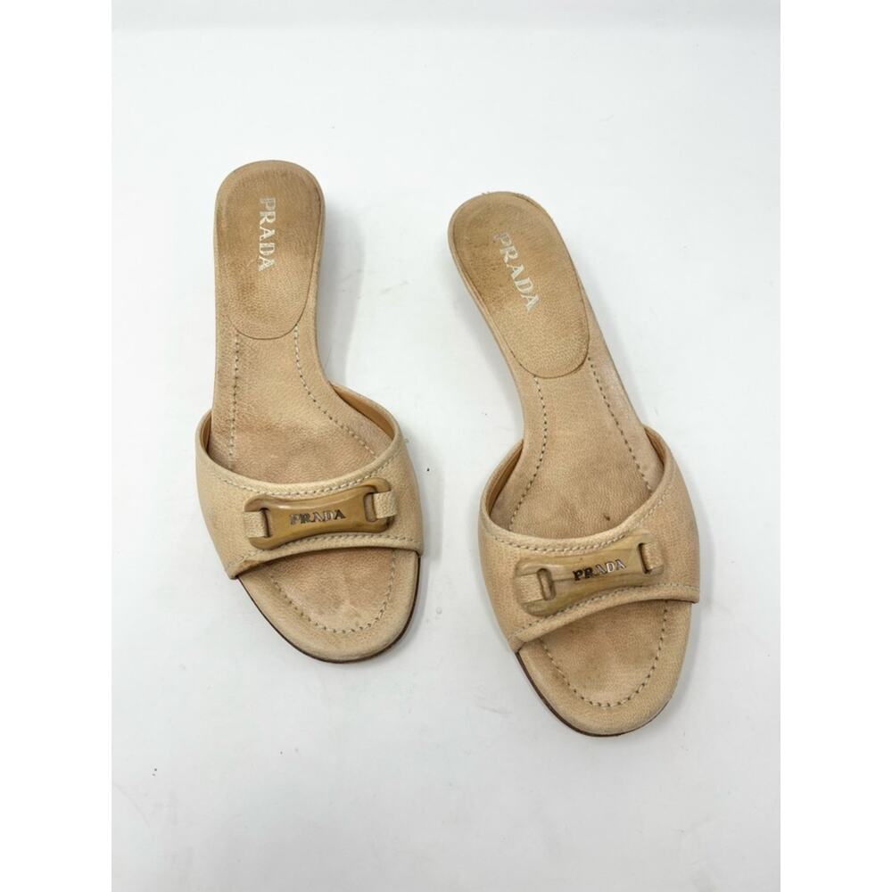 Vintage Prada Beige Leather Logo Sandal Kitten Heel retro size 37 Slip On Mule - Picture 5 of 7